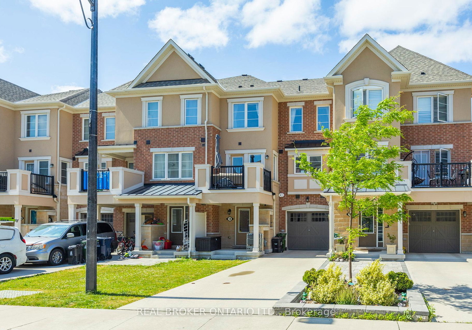 18-fusilier-drive-scarborough-ontario-e12259304