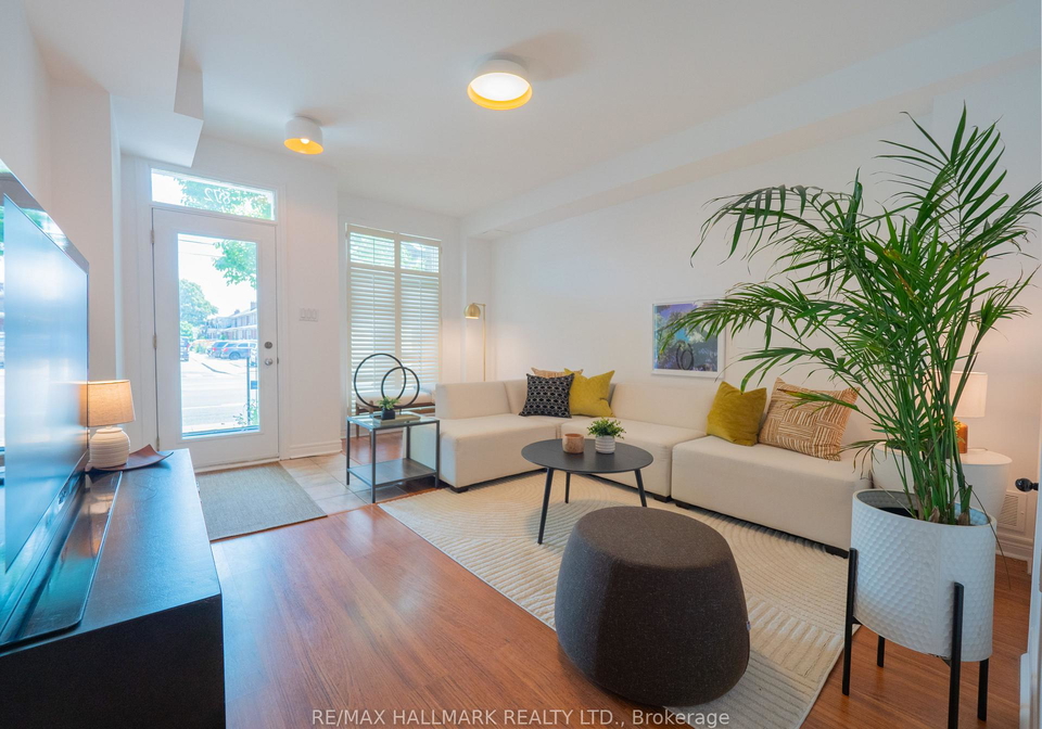 872-pape-avenue-east-york-ontario-e12259390