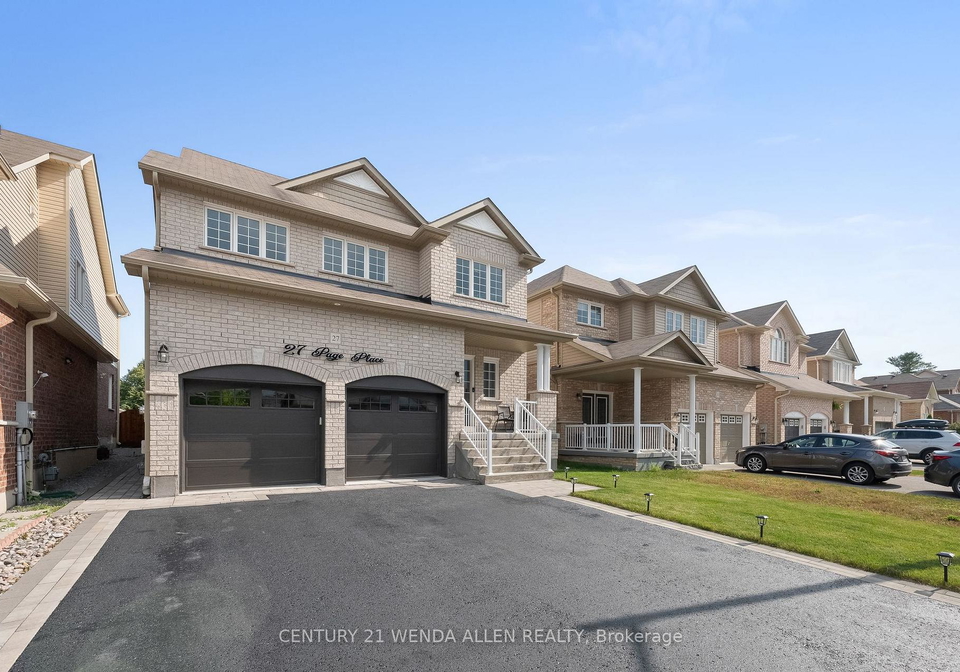 27-page-place-clarington-ontario-e12259827