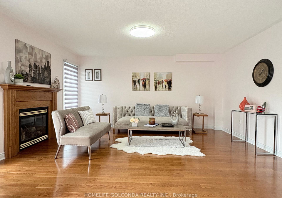 56-lurosa-crescent-whitby-ontario-e12259903