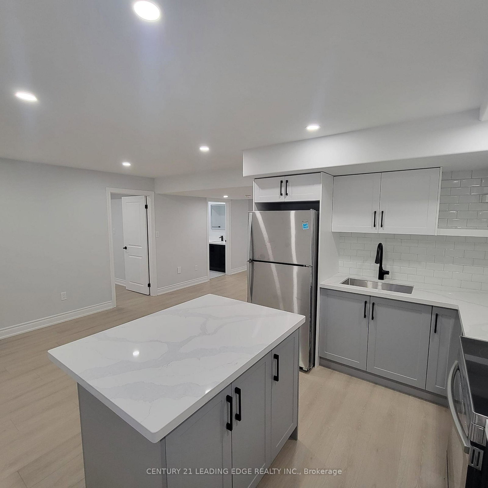 28-vickery-street-whitby-ontario-e12259915