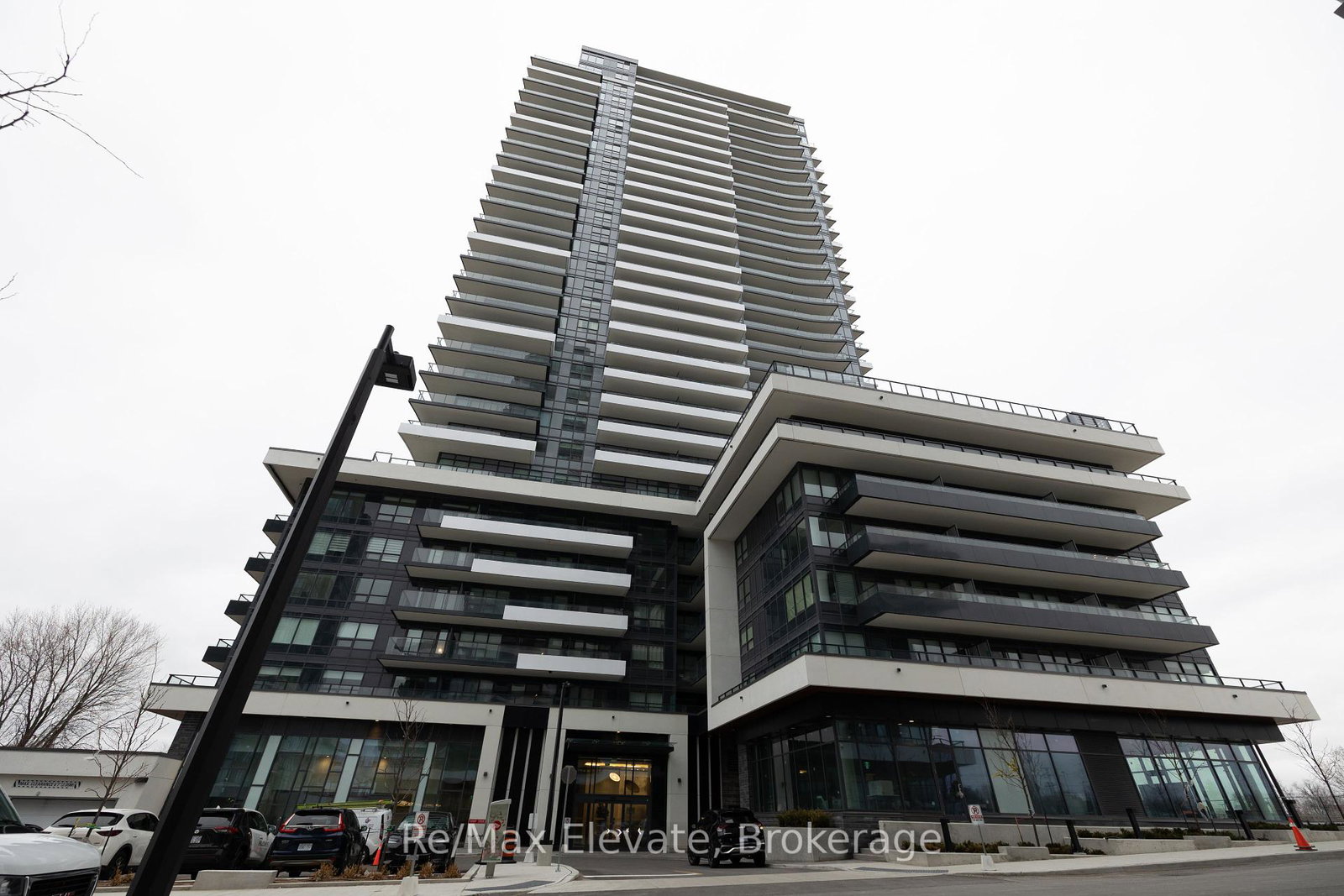 1435-celebration-drive-pickering-ontario-e12261105