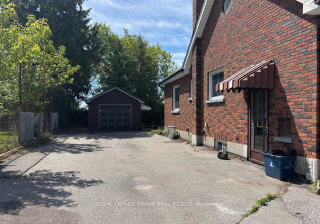 213-banting-avenue-oshawa-ontario-e12263346