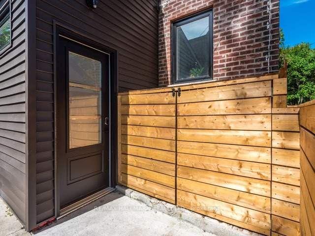 21-badgerow-avenue-toronto-ontario-e12263714