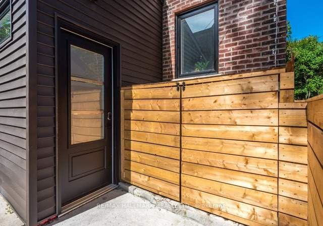 21-badgerow-avenue-toronto-ontario-e12263714