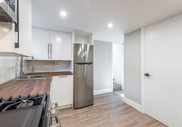 21-badgerow-avenue-toronto-ontario-e12263714