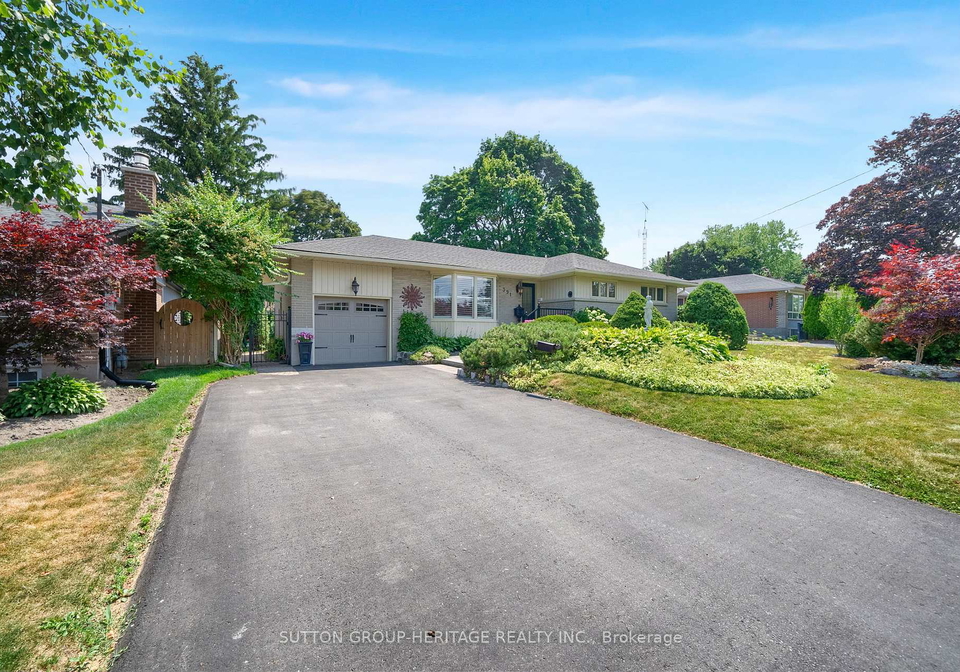 391-rossmount-avenue-oshawa-ontario-e12264405