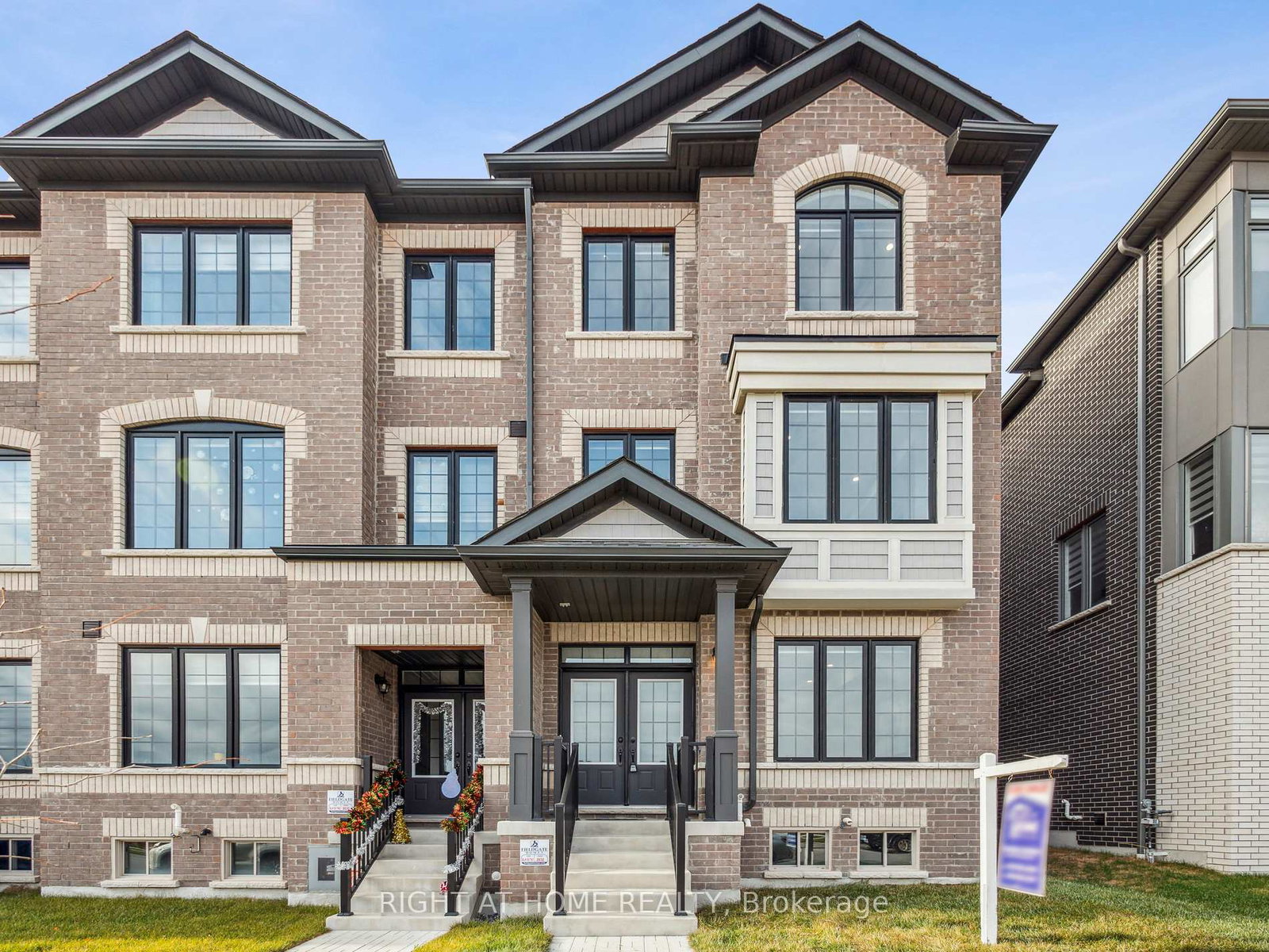 2632-delphinium-trail-pickering-ontario-e12264860