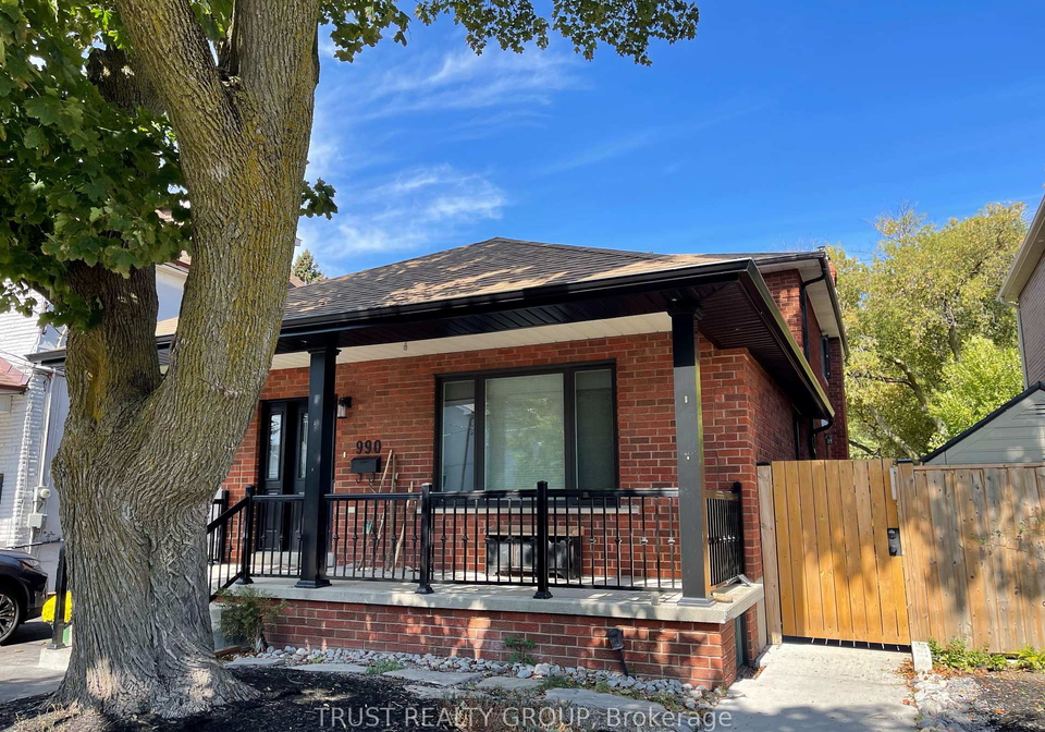 990-cosburn-avenue-east-york-ontario-e12264899