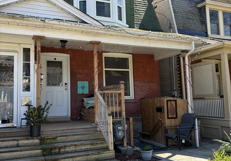 41-dearbourne-avenue-toronto-ontario-e12265540