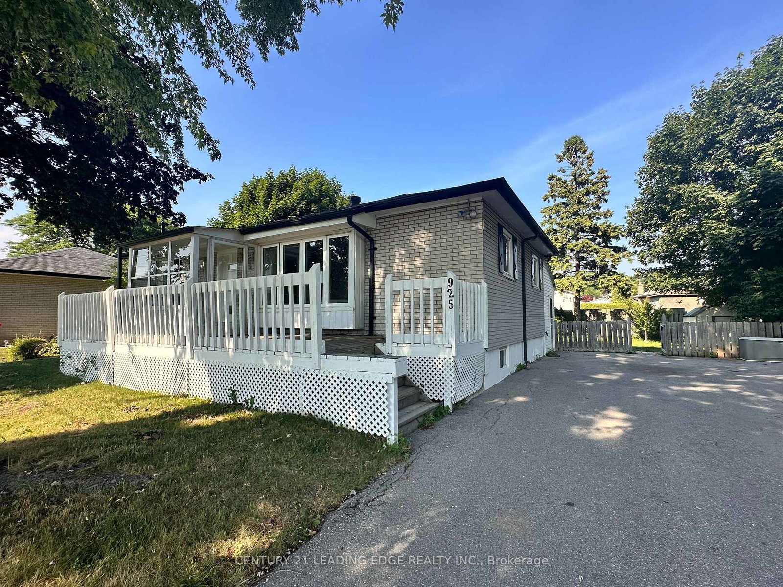 925-annes-street-whitby-ontario-e12266042