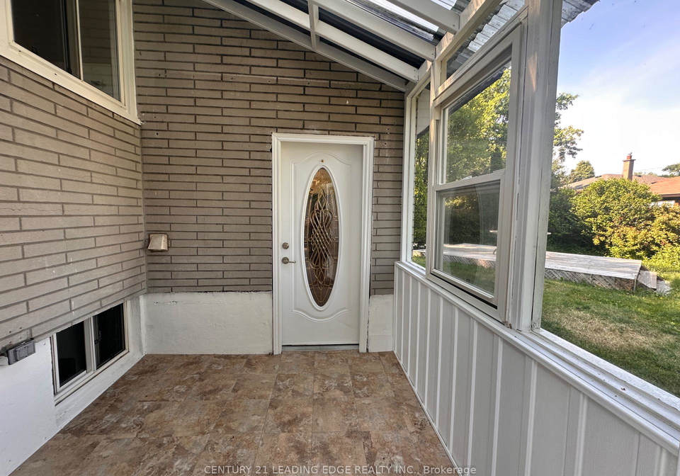 925-annes-street-whitby-ontario-e12266217