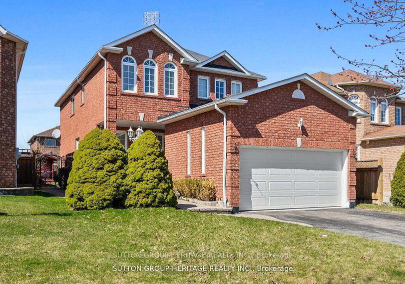 101-parnell-crescent-whitby-ontario-e12266832