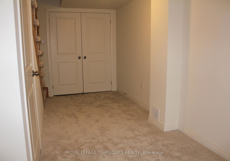 232-lord-elgin-way-clarington-ontario-e12267686