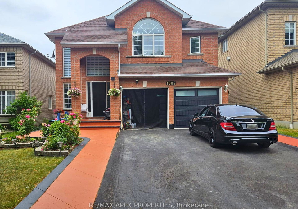 1804-holbrook-basement-court-pickering-ontario-e12267739