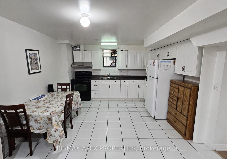 1804-holbrook-basement-court-pickering-ontario-e12267739