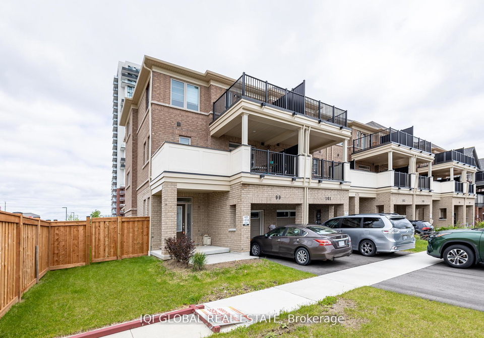 99-air-dancer-crescent-oshawa-ontario-e12268493