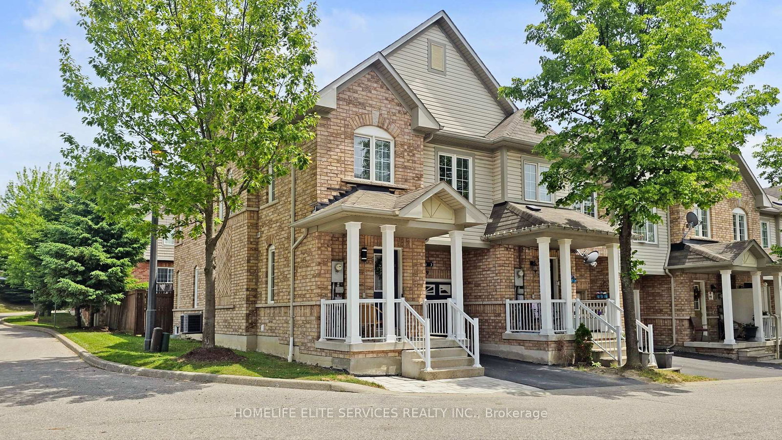 9-abela-lane-ajax-ontario-e12268496