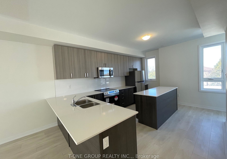 1865-parkway-pickering-ontario-e12268773