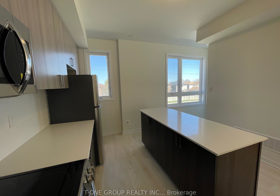 1865-parkway-pickering-ontario-e12268773