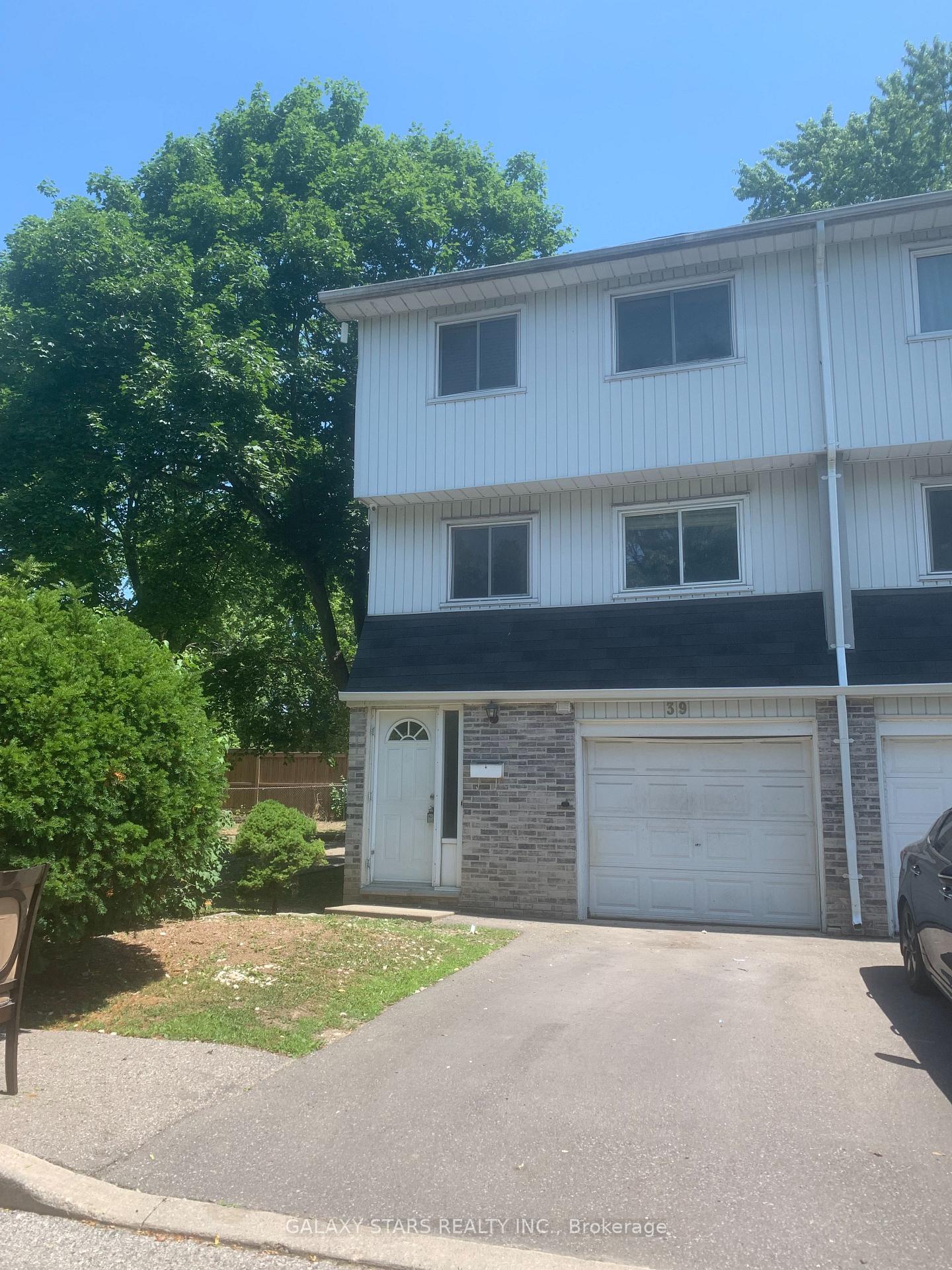1975-rosefield-road-pickering-ontario-e12268808