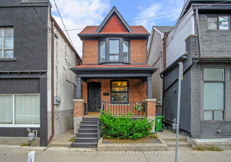 1055-woodbine-avenue-east-york-ontario-e12269018