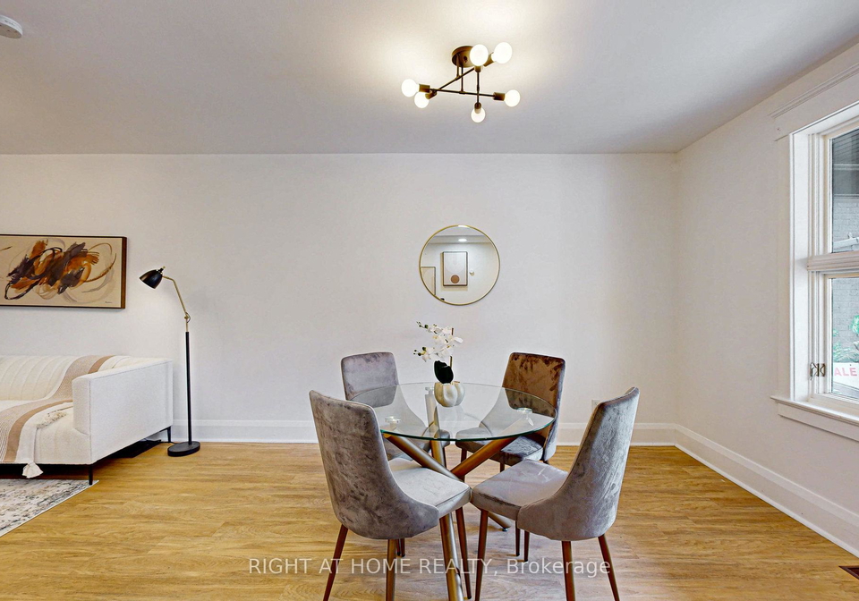 1055-woodbine-avenue-east-york-ontario-e12269018