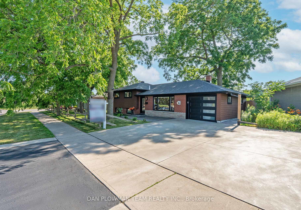 20-sandra-street-e-oshawa-ontario-e12270815