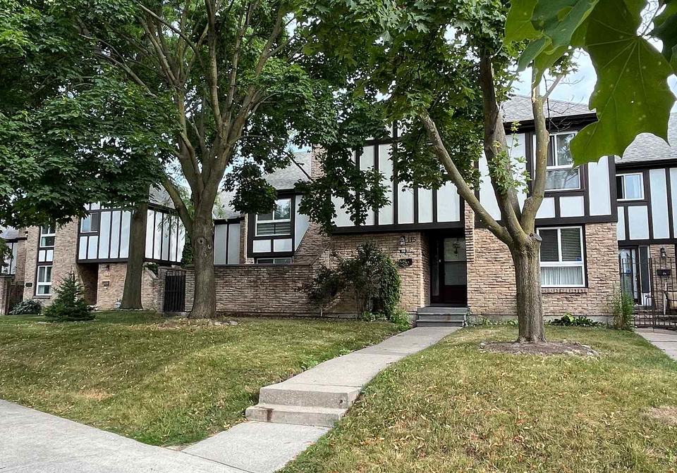 115-burrows-hall-boulevard-scarborough-ontario-e12271212
