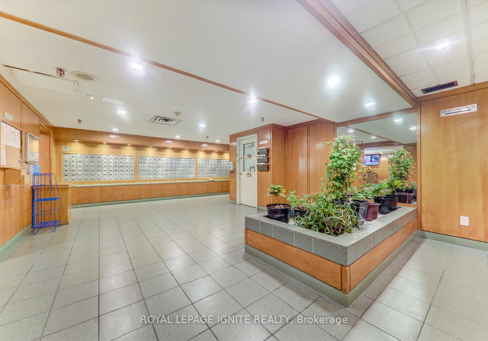 410-mclevin-avenue-scarborough-ontario-e12271379