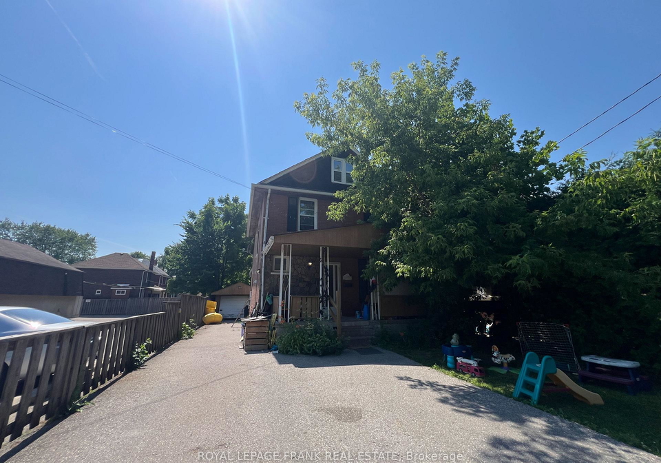 574-simcoe-street-n-oshawa-ontario-e12271751