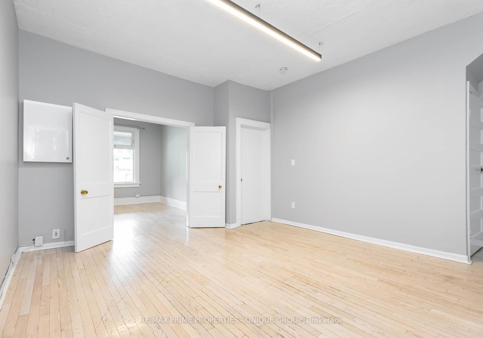 1316-queen-street-e-toronto-ontario-e12271780