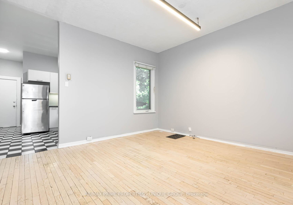 1316-queen-street-e-toronto-ontario-e12271780