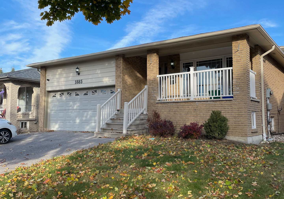 1885-rosefield-road-pickering-ontario-e12271800