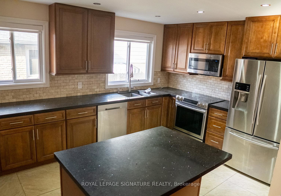 1885-rosefield-road-pickering-ontario-e12271800