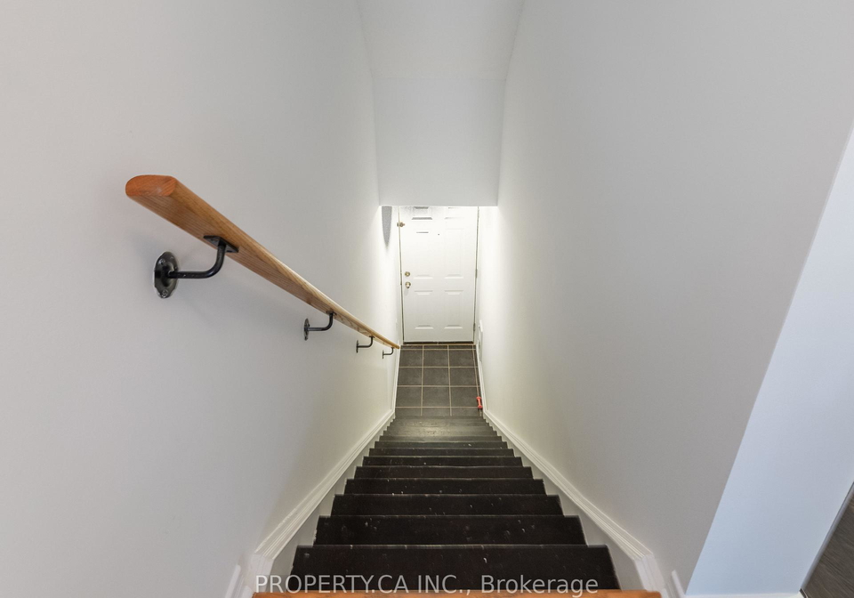 819-dundas-street-e-toronto-ontario-e12272669