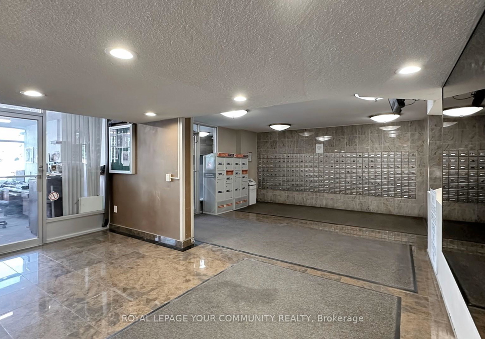 2050-bridletowne-circle-scarborough-ontario-e12272749