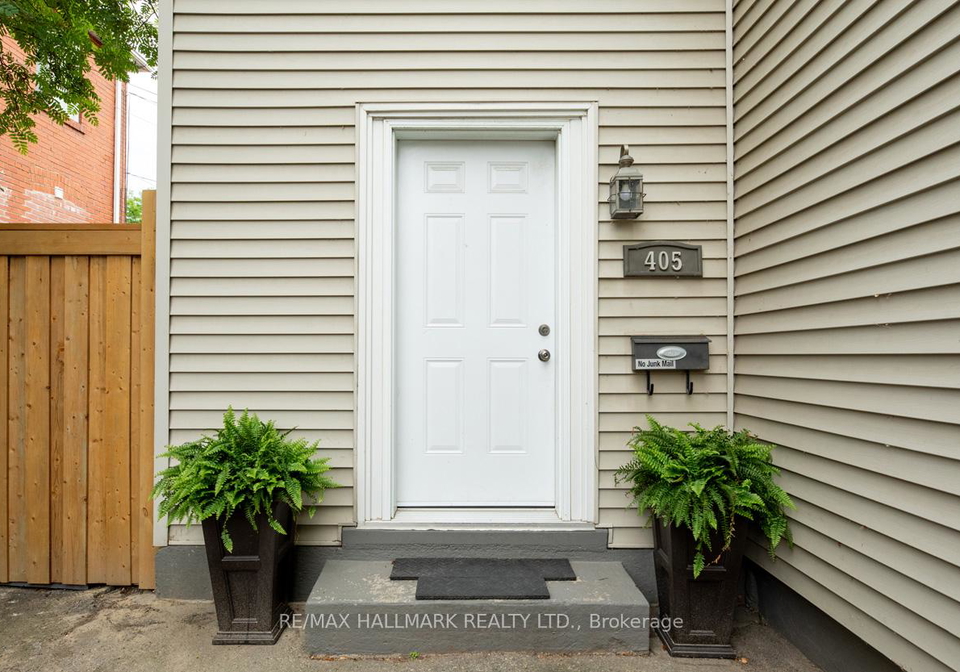 405-kingston-road-toronto-ontario-e12273005