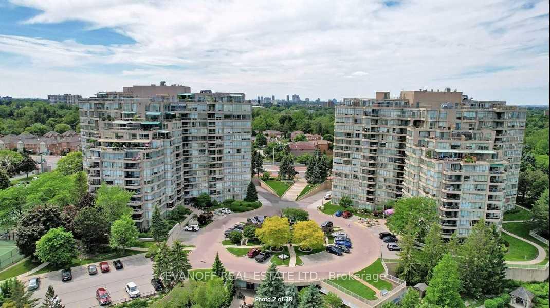 10-guildwood-parkway-scarborough-ontario-e12273031