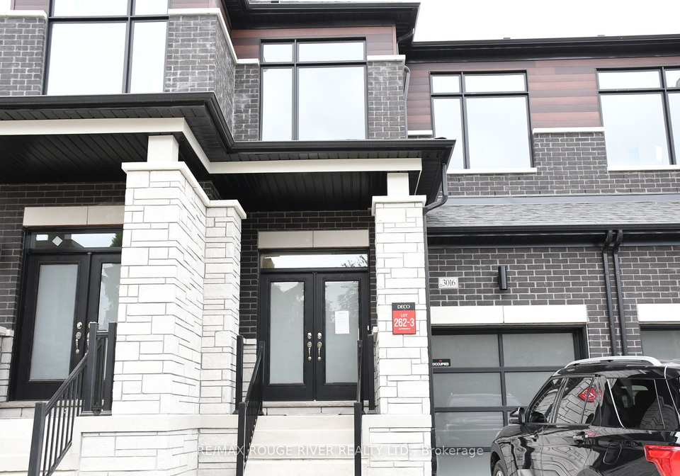 3016-sideline-16-pickering-ontario-e12273699