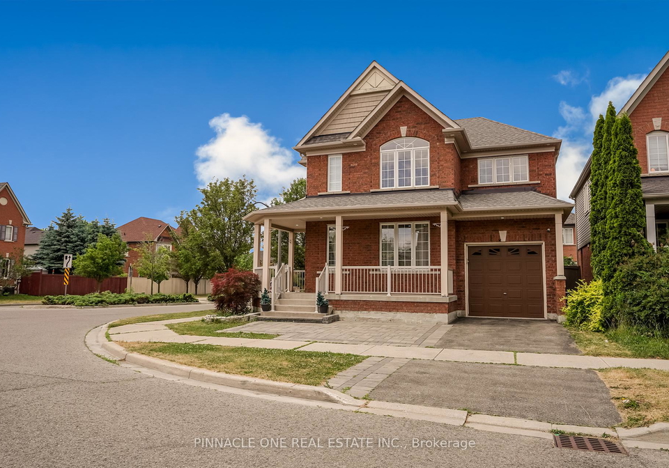 2-marriner-crescent-ajax-ontario-e12274198