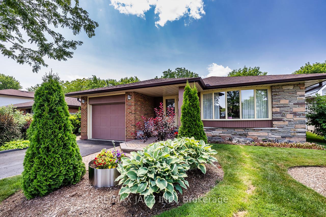 351-orange-crescent-oshawa-ontario-e12274328