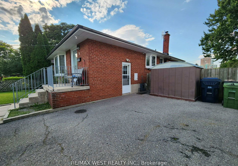5-cora-crescent-scarborough-ontario-e12274367