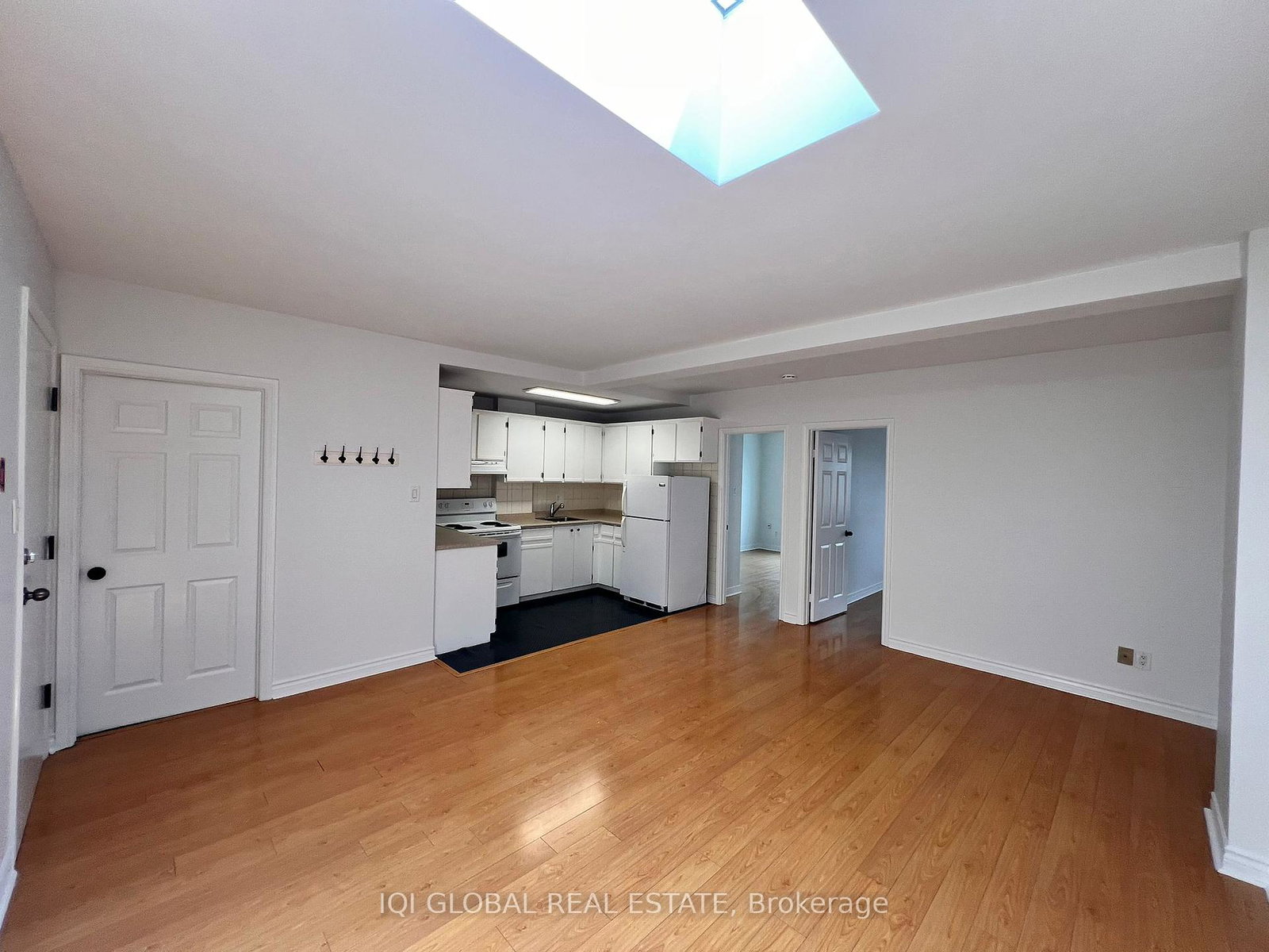 358-danforth-avenue-east-york-ontario-e12274920