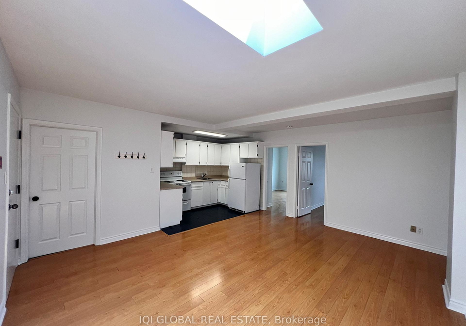 358-danforth-avenue-east-york-ontario-e12274920