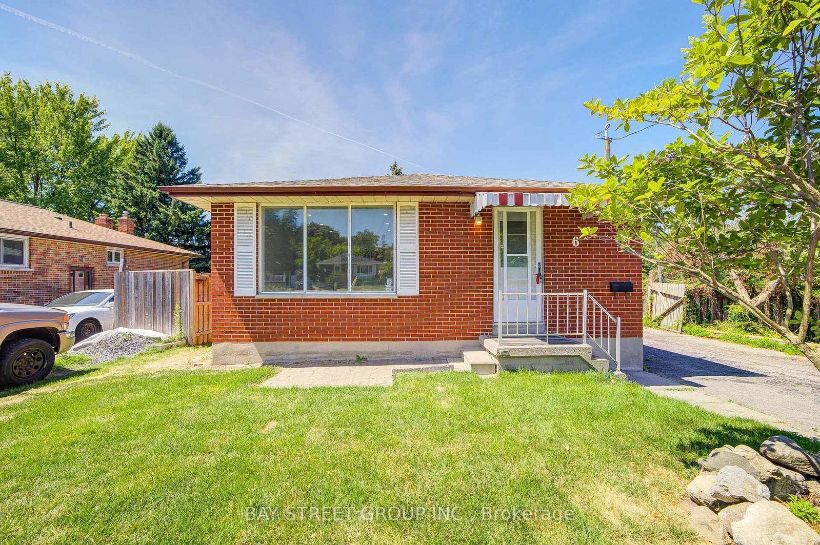 6-keewatin-street-s-oshawa-ontario-e12274939
