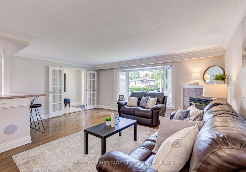 17-cowling-crescent-ajax-ontario-e12275059