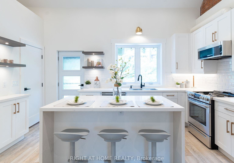 129-kenilworth-avenue-toronto-ontario-e12275129