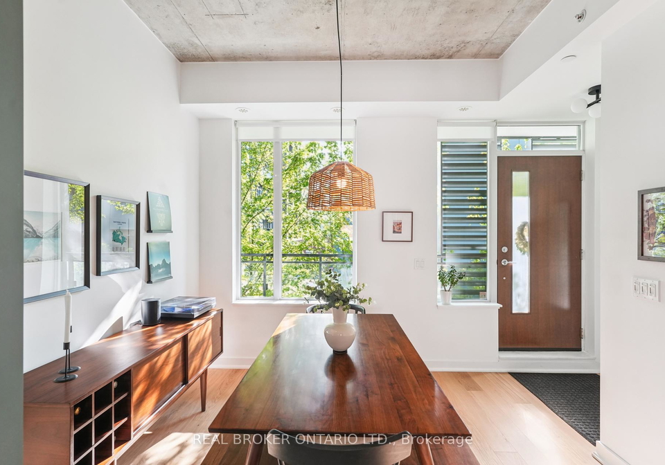 1190-dundas-street-e-toronto-ontario-e12275589