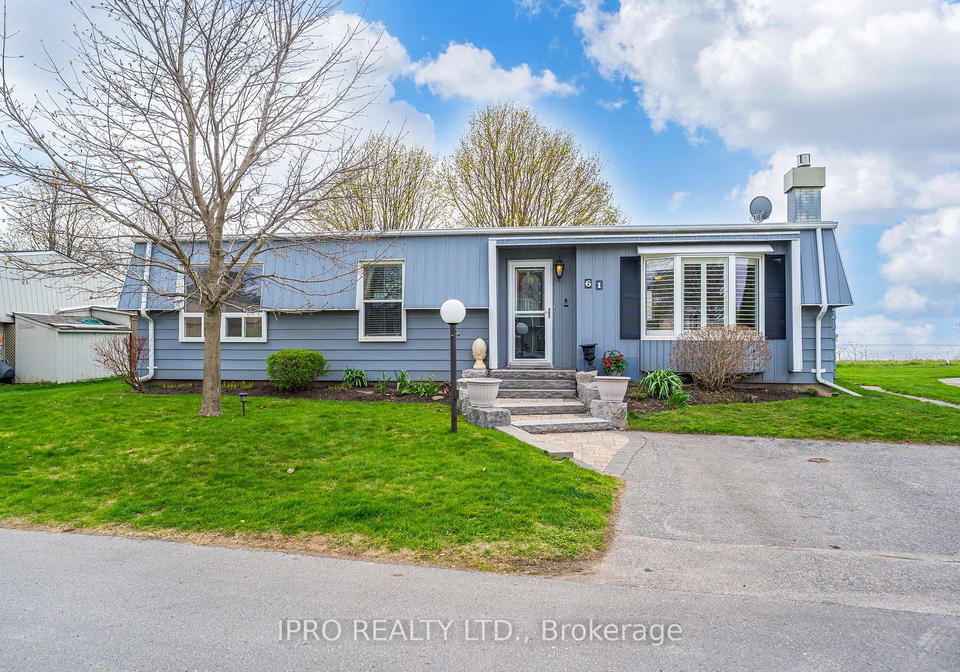 61-bluffs-road-clarington-ontario-e12275650